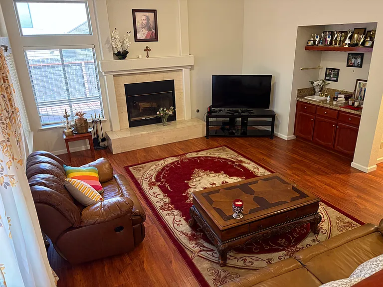 217 Orange Blossom Cir — Photo 3