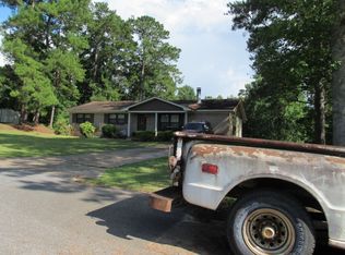 105 Oakdale Dr, Opelika, AL 36801