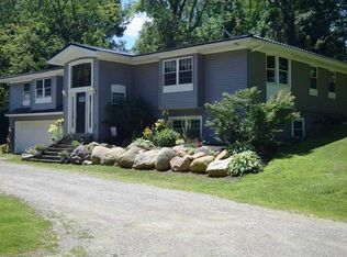 12241 Cole Rd, North East, PA 16428