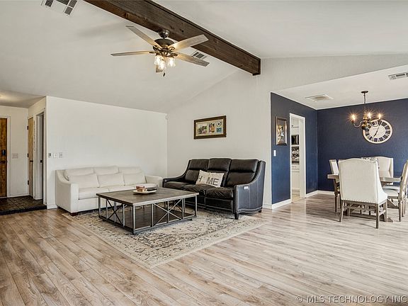5th image of 8940 E 16th Pl