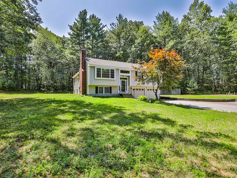 76 Groton Rd — Photo 34