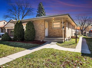 4916 N 67th St, Milwaukee, WI 53218