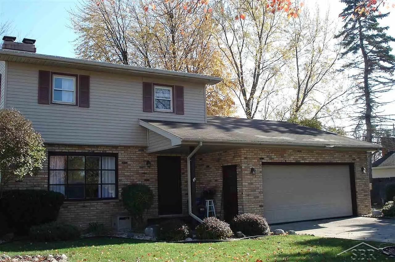 1650 Briarson Dr photo 1