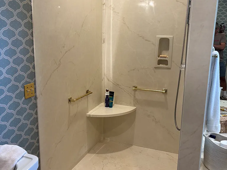 219 Woodruff Park Ln — Photo 18