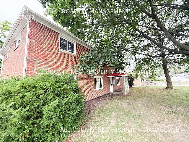 1737 Portage Trl #2 — Photo 2