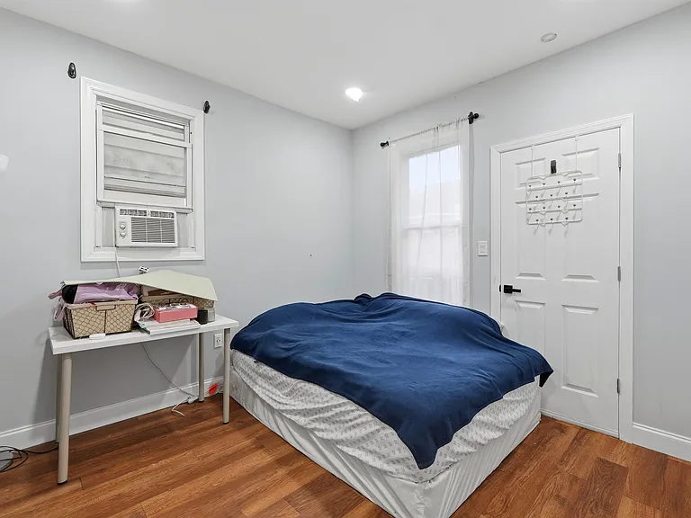 17 Troy St #2 — Photo 17