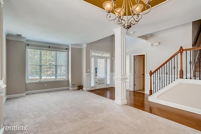 1st image of 460R Chandler Bluff Ct