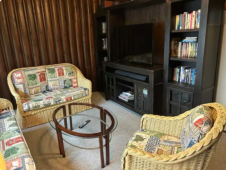 7590 Barrs Lake Rd — Photo 9