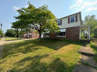 2021 & 2023 11th St #2023, Cuyahoga Falls, OH 44221