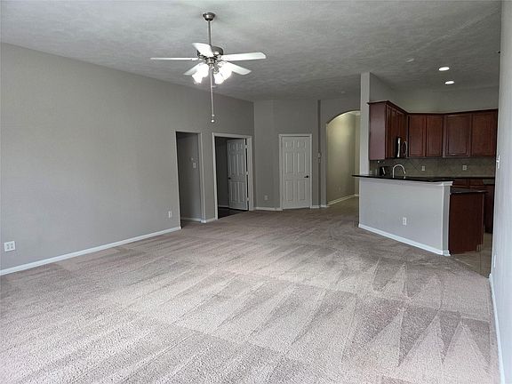 5th image of 2203 Winchester Lk