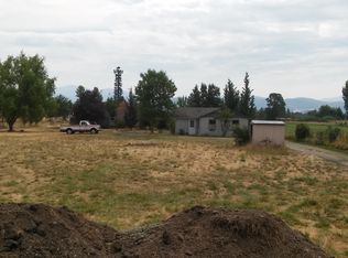 2369 Beall Ln, Central Pt, OR 97502