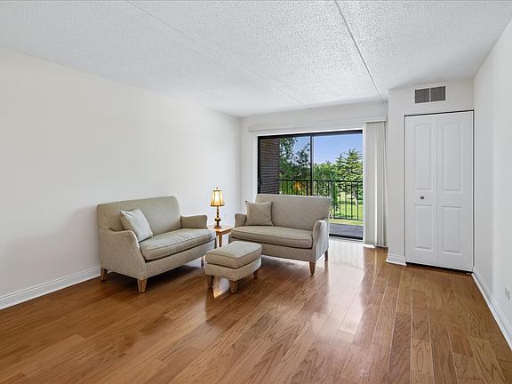 4th image of 7707 W Irving Park Rd APT 308