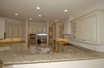 3rd image of 1065 Wellington Ct