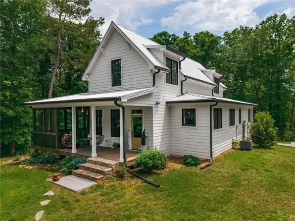 2197 Damascus Rd, Ball Ground, GA 30107