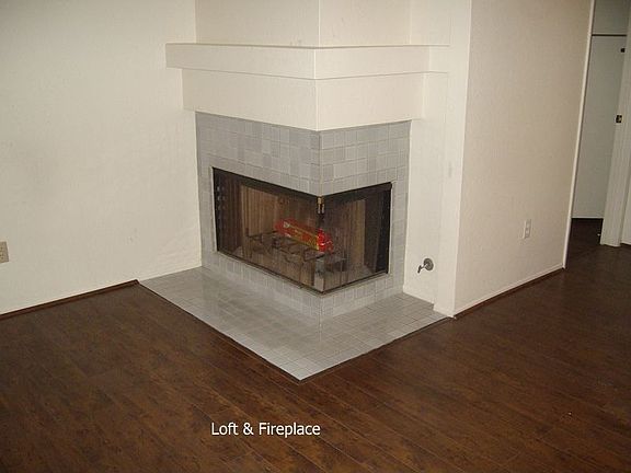 Loft & Fireplace