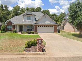 1003 Regina St, Longview, TX 75605