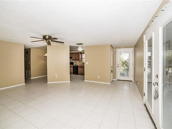 3rd image of 316 45th Ave N