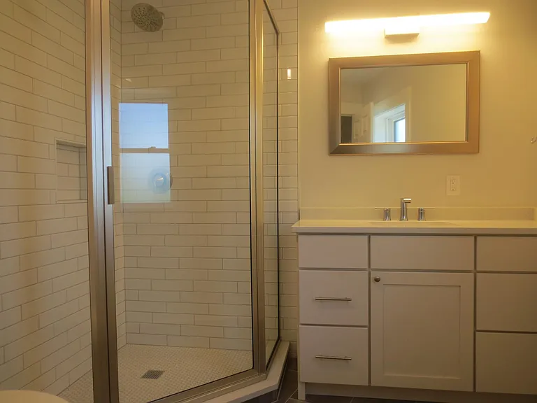 4403 Franklin Blvd — Photo 33