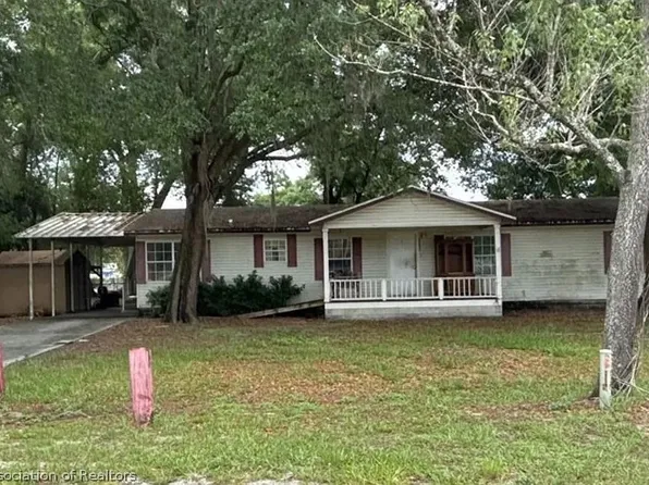 4330 5th St, Zephyrhills, FL 33542