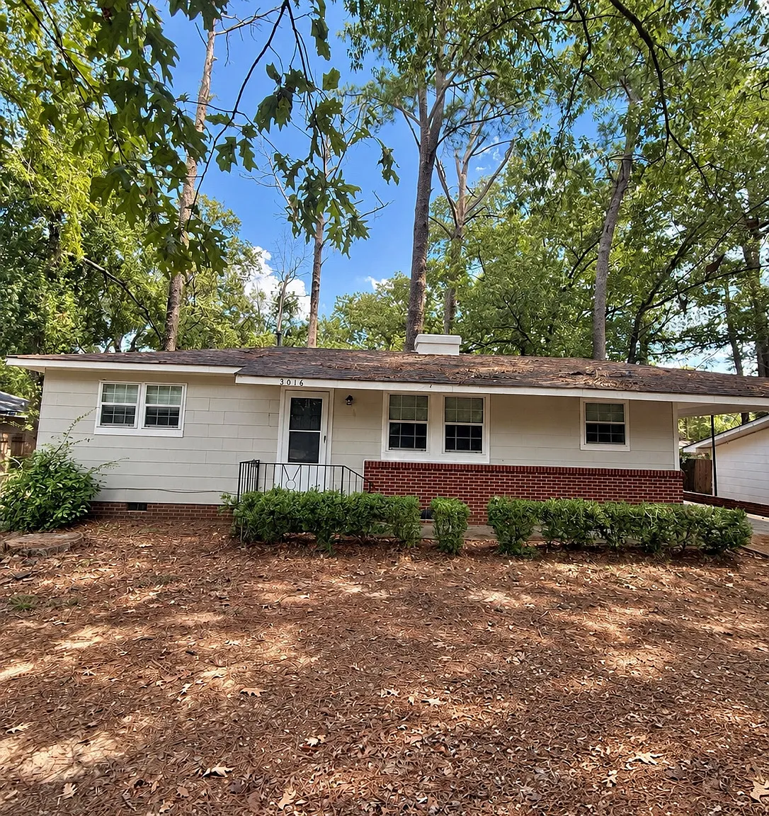 3 bed, 1075 sqft, $1,100 — Photo 1