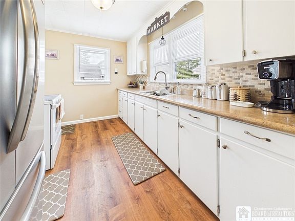 4th image of 103 N 19th St