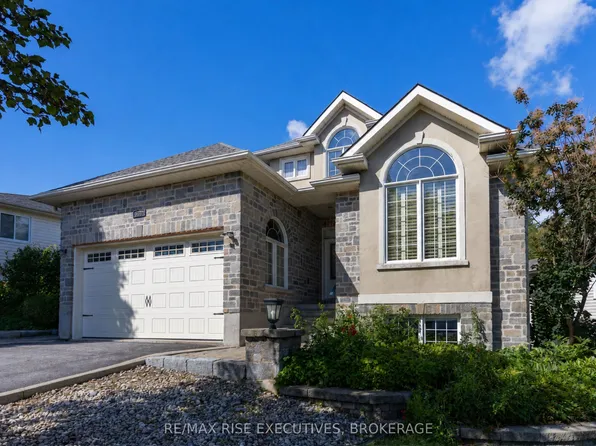 700 Melrose St, Kingston, ON K7M 9B4