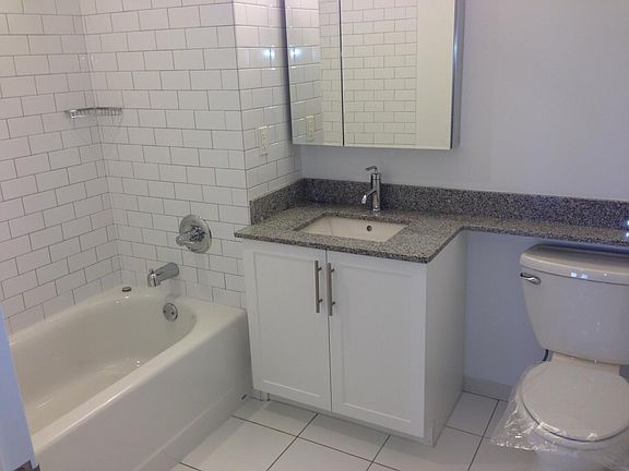 3rd image of 9713 Queens Blvd