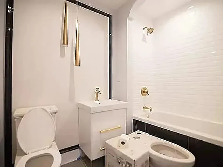 379 Sumpter St #1B — Photo 10