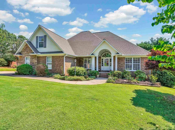 817 Indian Trail Run, Inman, SC 29349