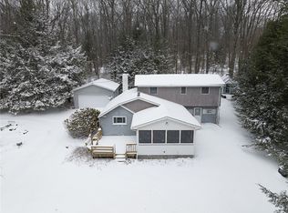 112 Channel Dr, Somerset, PA 15501