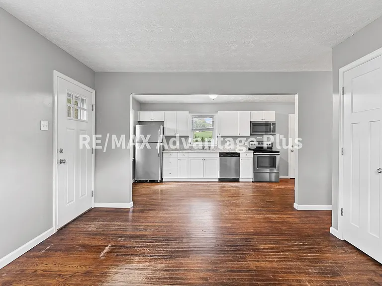 200 Gross St — Photo 7