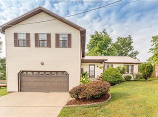 5253 Glow Dr, Cross Lanes, WV 25313