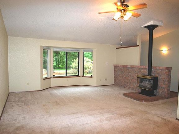 2nd image of 7216 40th Ct NE