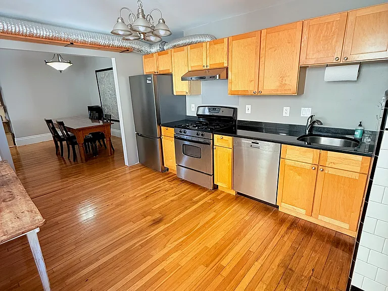 200 Central St #2 — Photo 18