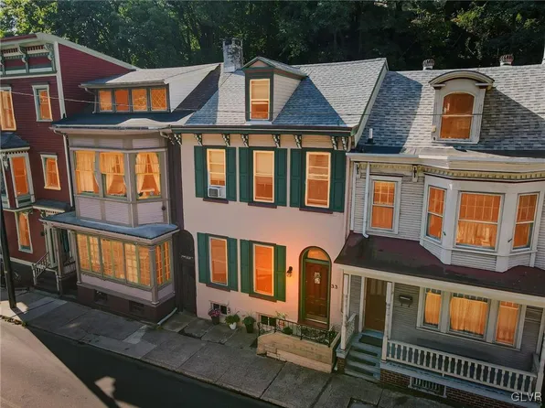 33 W Broadway, Jim Thorpe, PA 18229