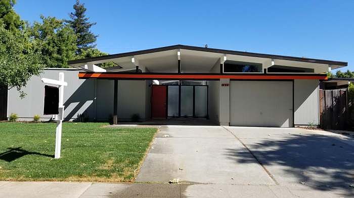 1st image of 1672 Fairwood Ave