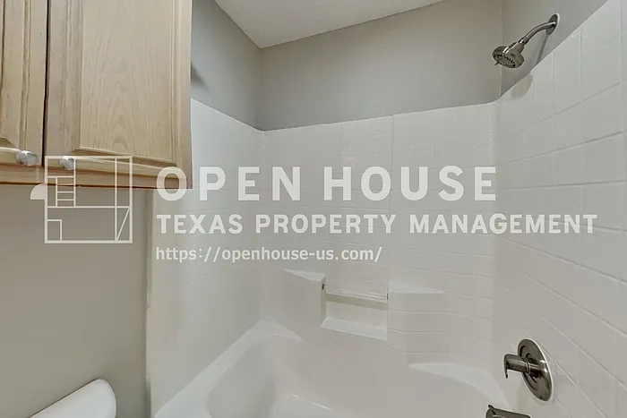 1015 Tyler James Dr — Photo 17