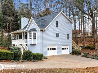 1960 Oak Village Ln, Lawrenceville, GA 30043