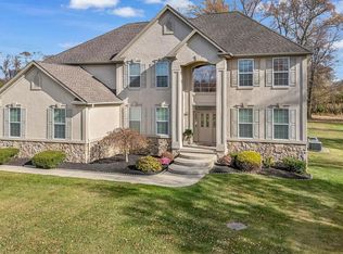 2 Lansbrook Ct, Sewell, NJ 08080