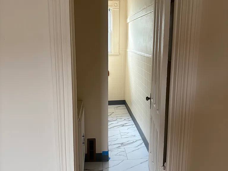 826 Park St — Photo 16