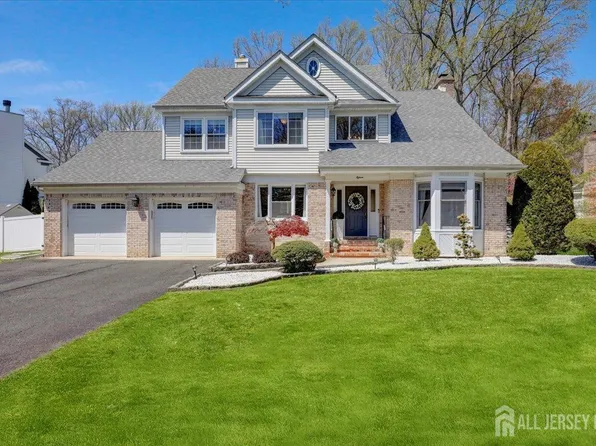 15 Oakland Rd, Old Bridge, NJ 08857