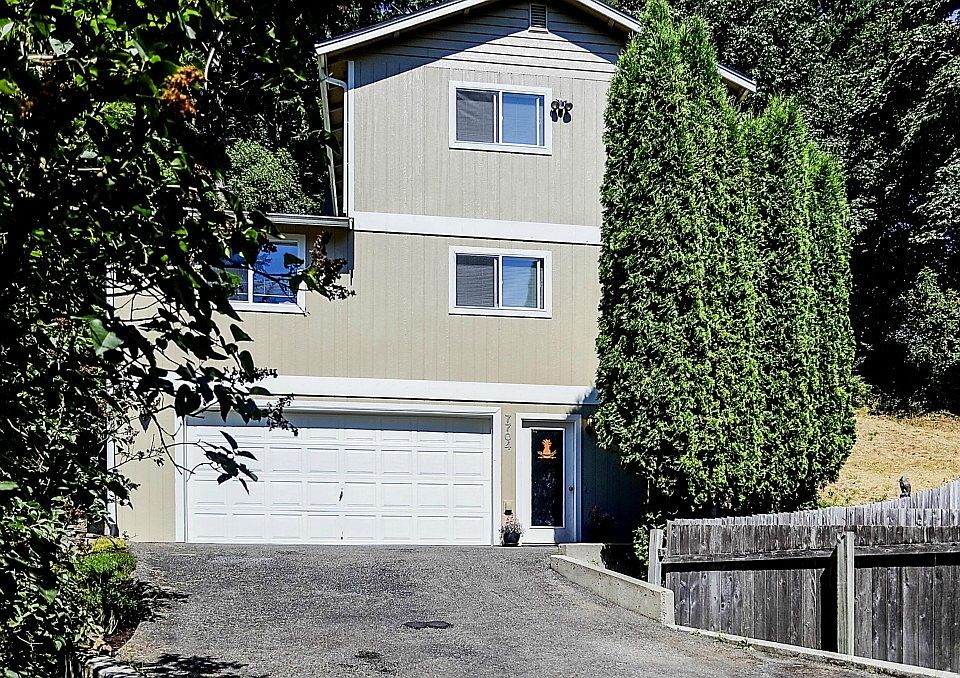 1st image of 7704 Mesplay Ave SE
