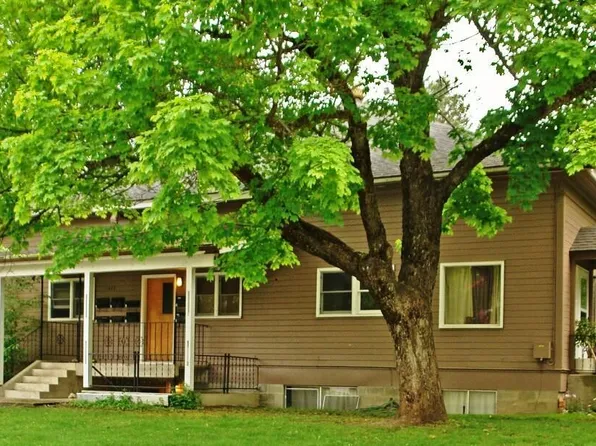 1422 E Young Ave, Coeur D Alene, ID 83814