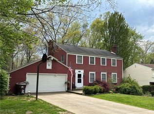 8570 Red Oak Dr NE, Warren, OH