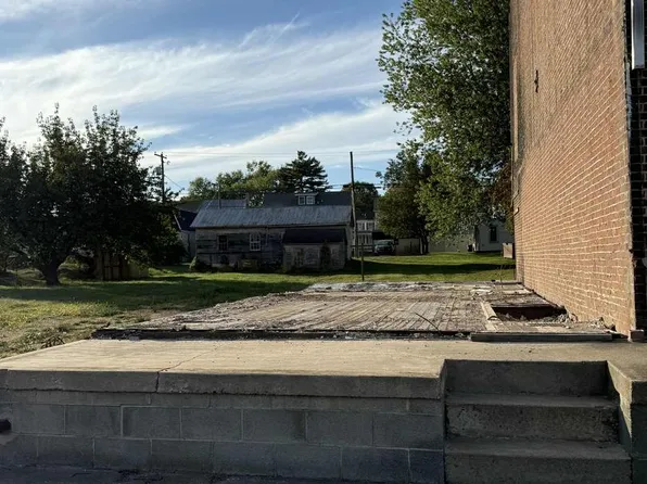 212 N Front St, Liverpool, PA 17045