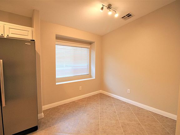 5th image of 4461 Meadowlark Wing Way