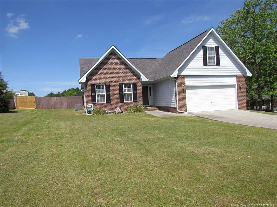 1st image of 105 Beaumont Ct