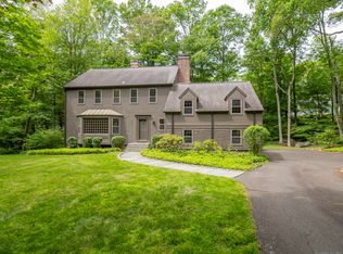 21 Forge Rd N, Wilton, CT 06897