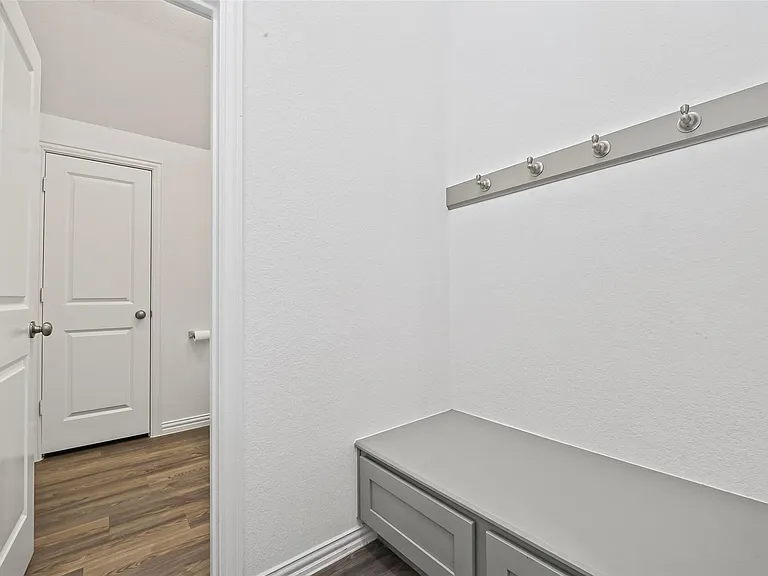 4743 Glen Isle Dr — Photo 18