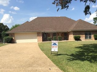 709 Racquet Ct, Harker Heights, TX 76548